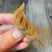French Tiffany & Co 18K Gold Feather Brooch