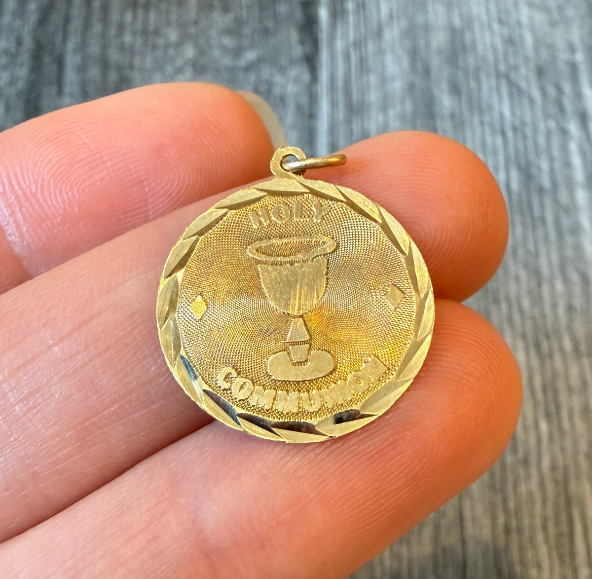Holy Communion Cup Charm in 14K Gold (M)