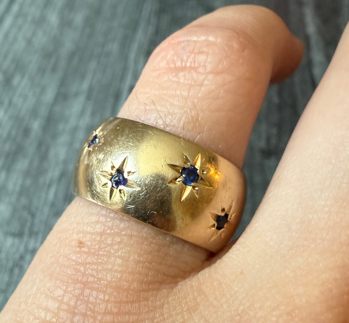Midcentury Star Set Sapphire Band in 14K Gold, Size 6