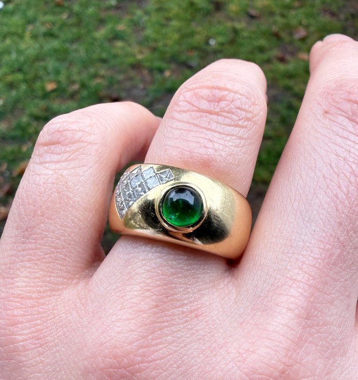 Wide Cabochon Emerald and Diamond Geometric Style Band