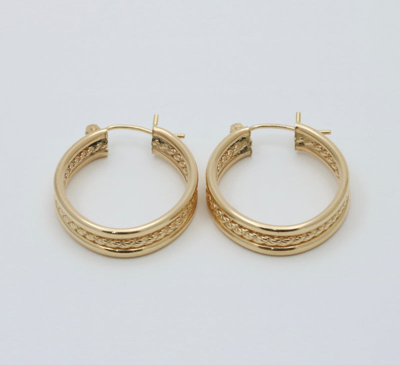 Vintage 14K Gold Twist Oval Hoop Earrings