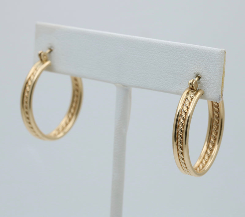 Vintage 14K Gold Twist Oval Hoop Earrings