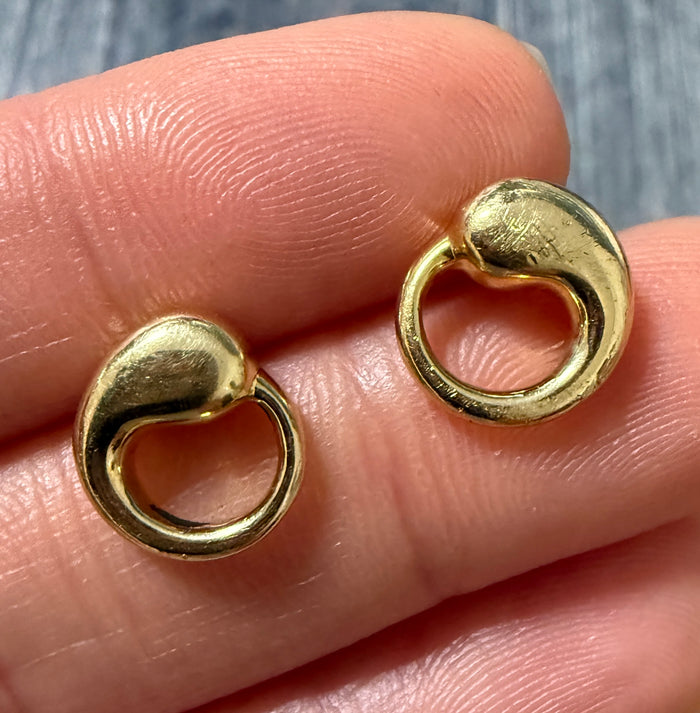 Tiffany & Co Elsa Peretti 18K Gold Eternal Circle Stud Earrings (H)