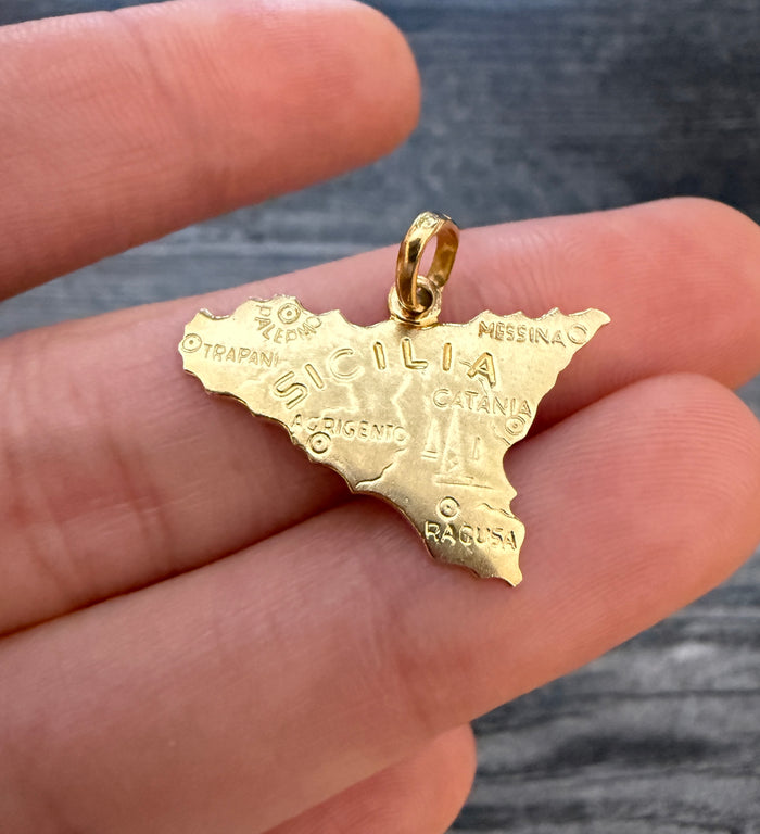 Vintage 18K Gold SICILIA Sicily Charm