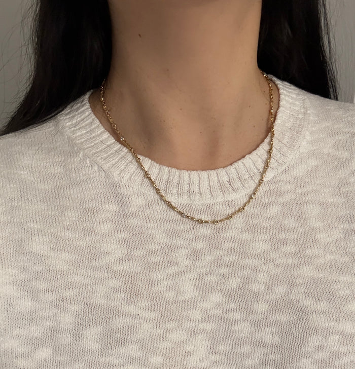 Textured Lozenge Link and Diamond Station Chain in 14K Gold