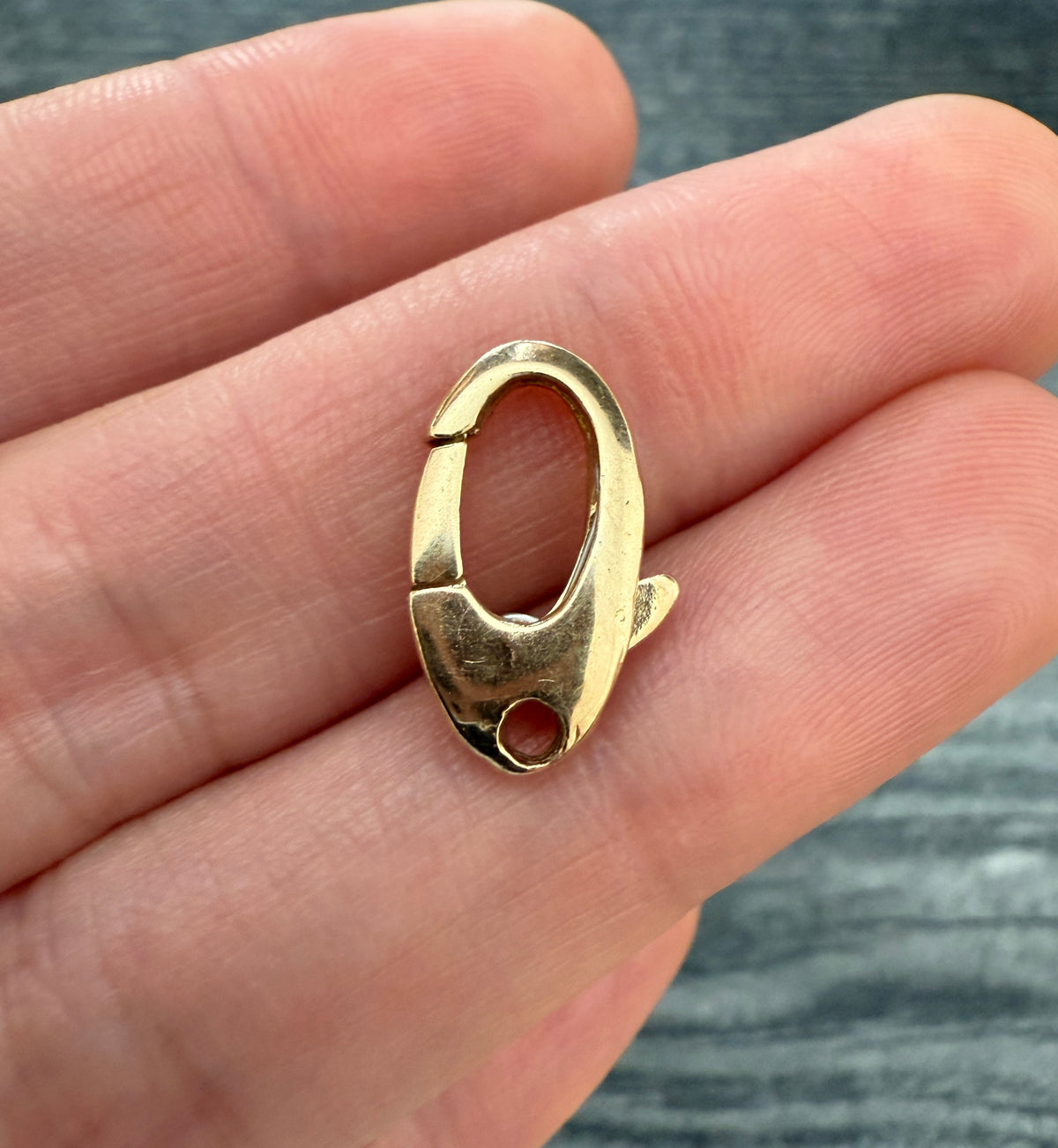 Vintage Oval 14K Gold Clasp
