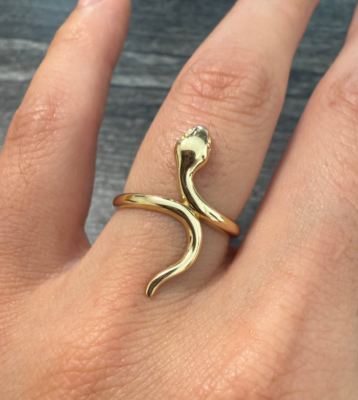 Sleek 14K Gold Snake Ring