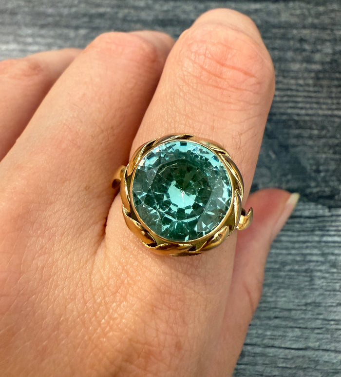 Vintage Vaseline Glass and 18K Gold Statement Ring