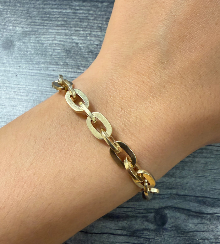 Vintage Straight Edge 14K Gold Oval Link Bracelet, 7" Long (I)
