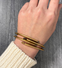 H.Stern 18K Gold Straight Edge Bypass Cuff Bracelet, 2/2