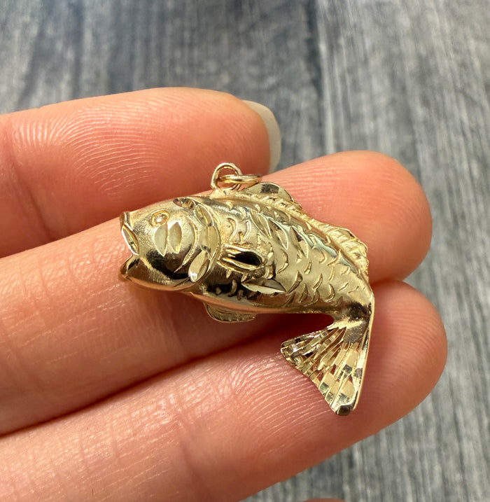 14K Gold Fish Charm (S)