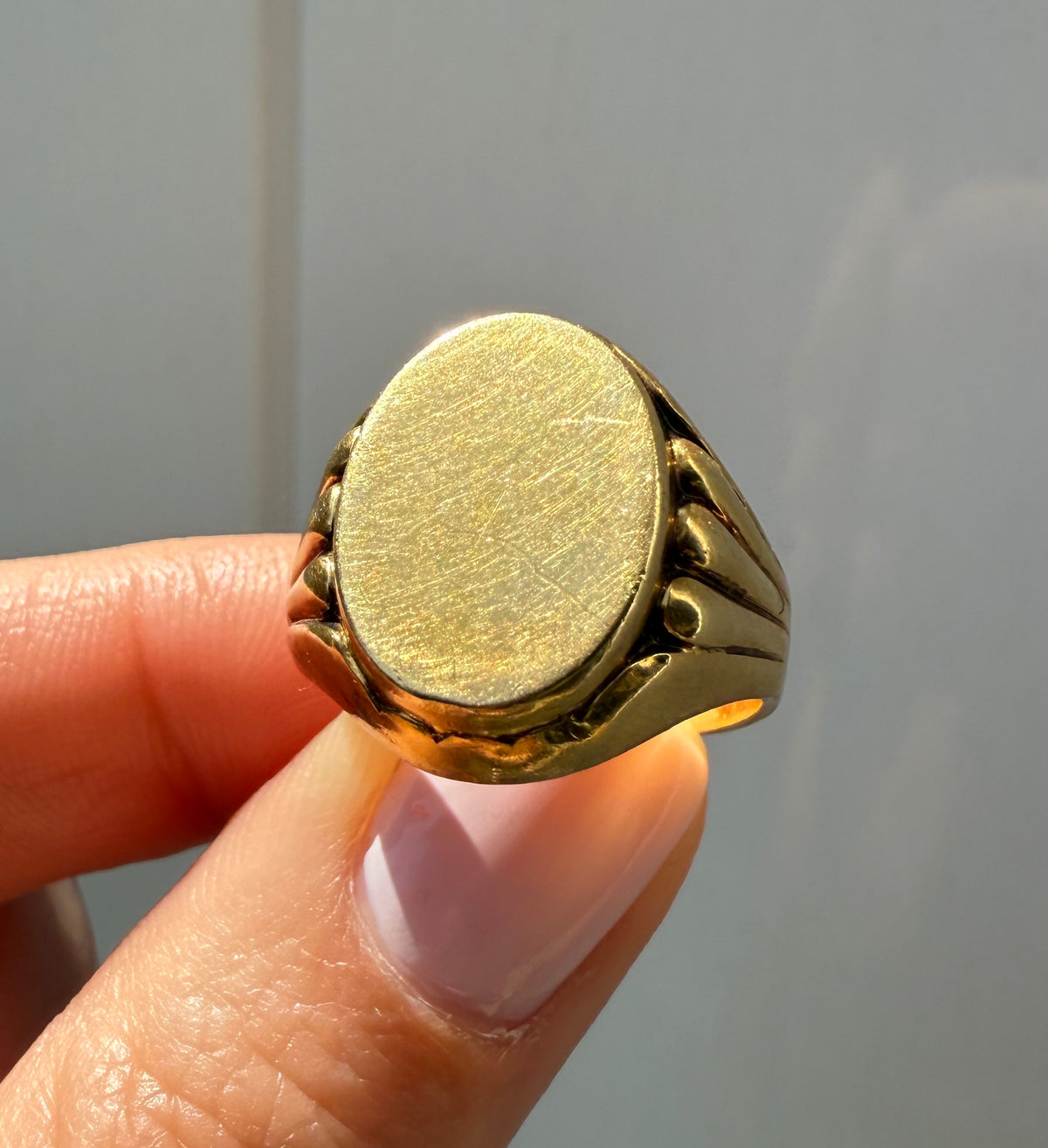 Vintage Fluted 14K Gold Signet Ring