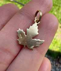 Vintage 14K Maple Leaf Charm
