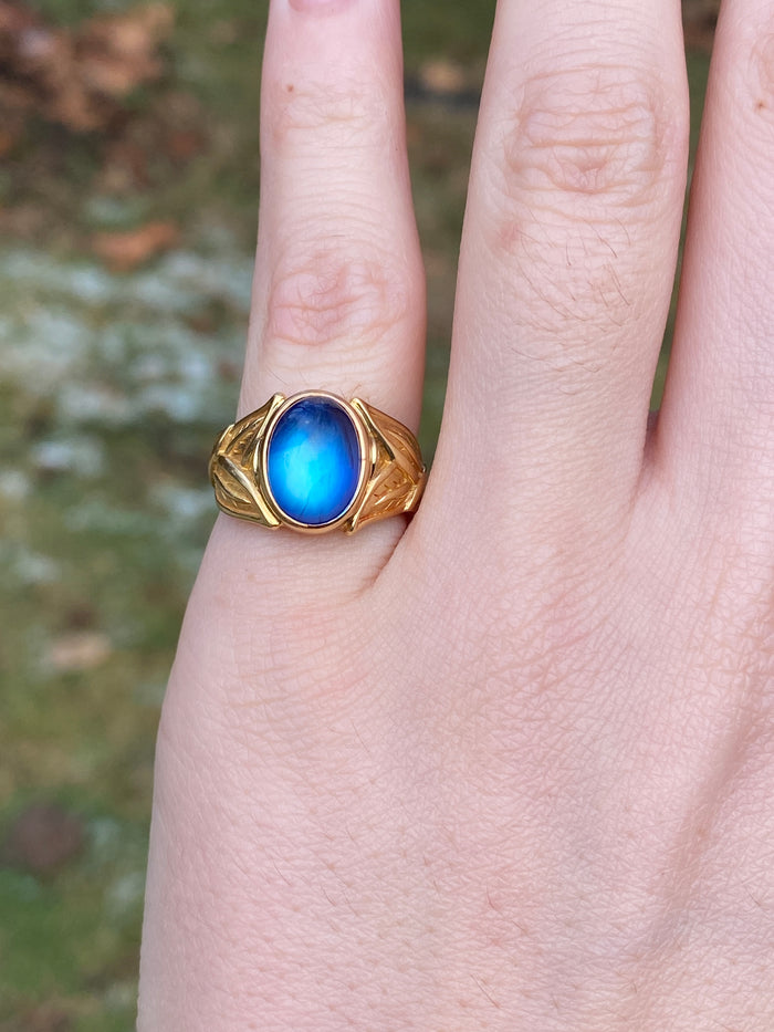 Vintage Moonstone and Labradorite 18K Gold Signet Ring