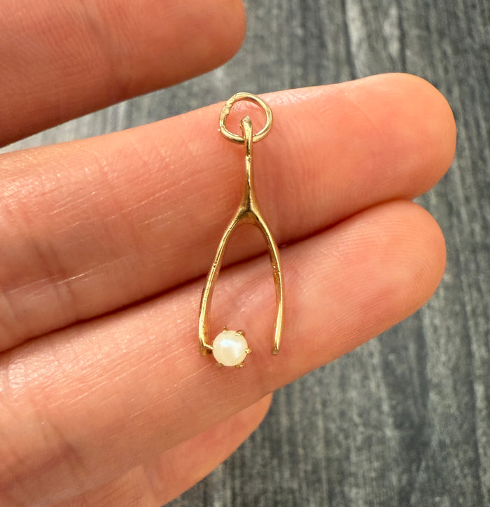 Vintage 14K Gold and Pearl Wishbone Charm (S)