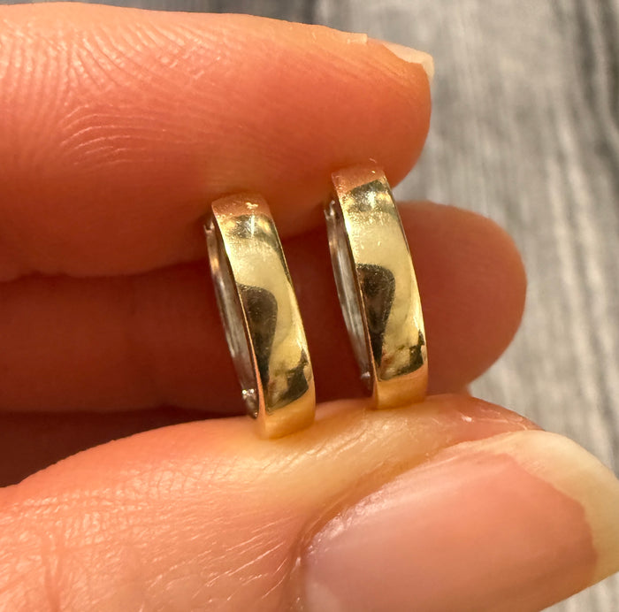 Bicolor 14K Gold Reversible Huggie Earrings