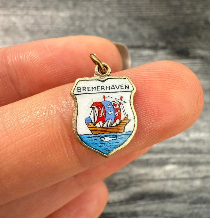 Vintage Enamel and 8K Gold Shield "BREMERHAVEN" German City Charm