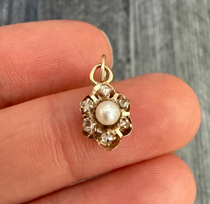 Vintage Diamond and Pearl Flower Charm (S)