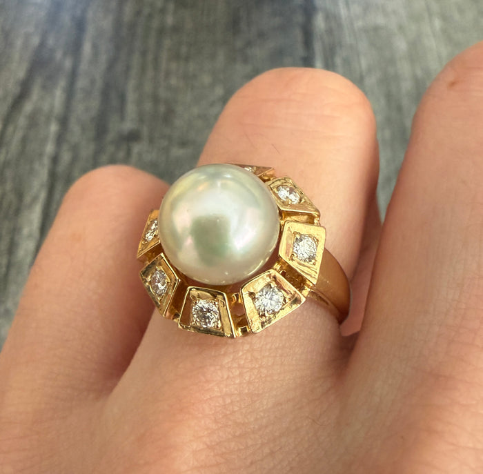 South Sea Pearl and Diamond Ring in 14K Gold (S)