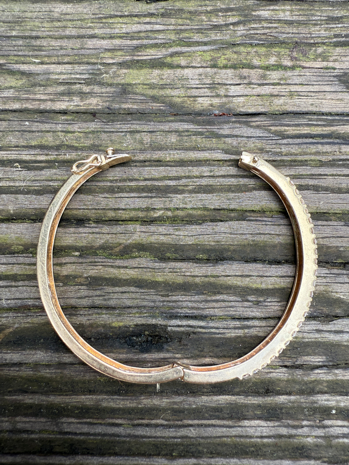 Vintage 2.64 Carat Diamond and 14K Gold Bangle Bracelet