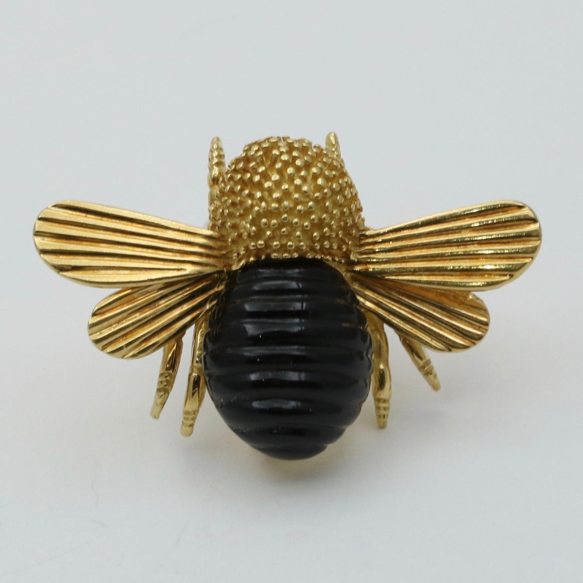 Carved Onyx and 18K Gold Bumble Bee Clip Brooch