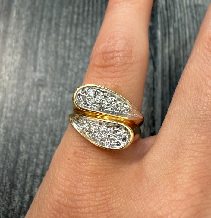 Vintage Diamond and 14K Gold Pear Shaped Bypass Ring (A)