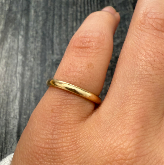 Vintage 1940s 14K Gold Band