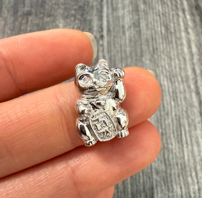 "MANEKI" Lucky Cat 14K White Gold Charm
