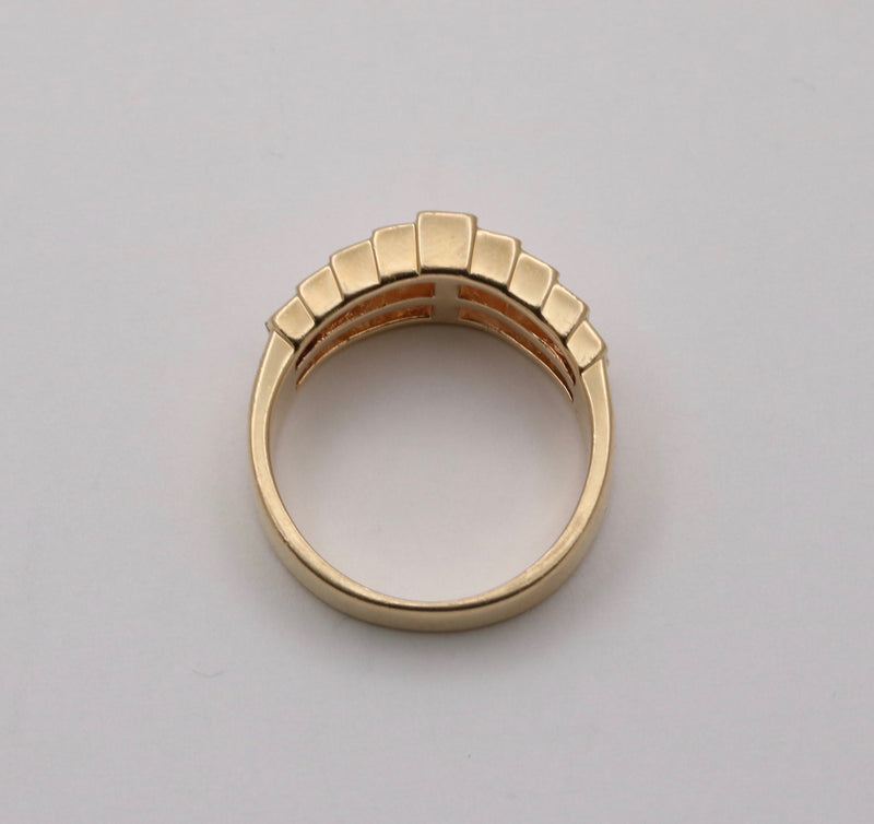 Vintage 1.8 Ct Princess Cut Diamond and 14K Gold Architectural Ring