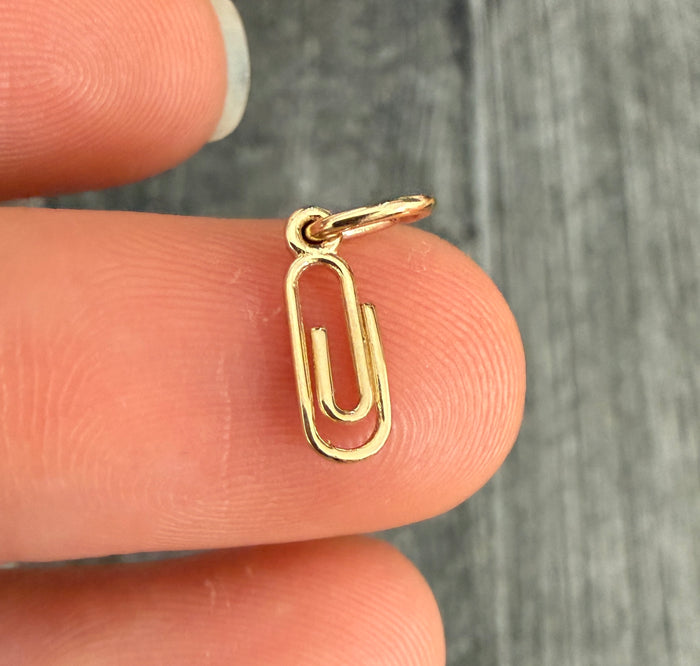 Mini 14K Gold Paperclip Charm (F)