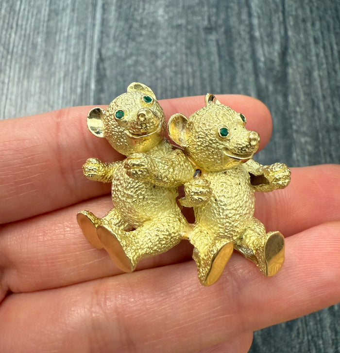 Kurt Wayne 18K Gold Brooch of a Pair of Bears