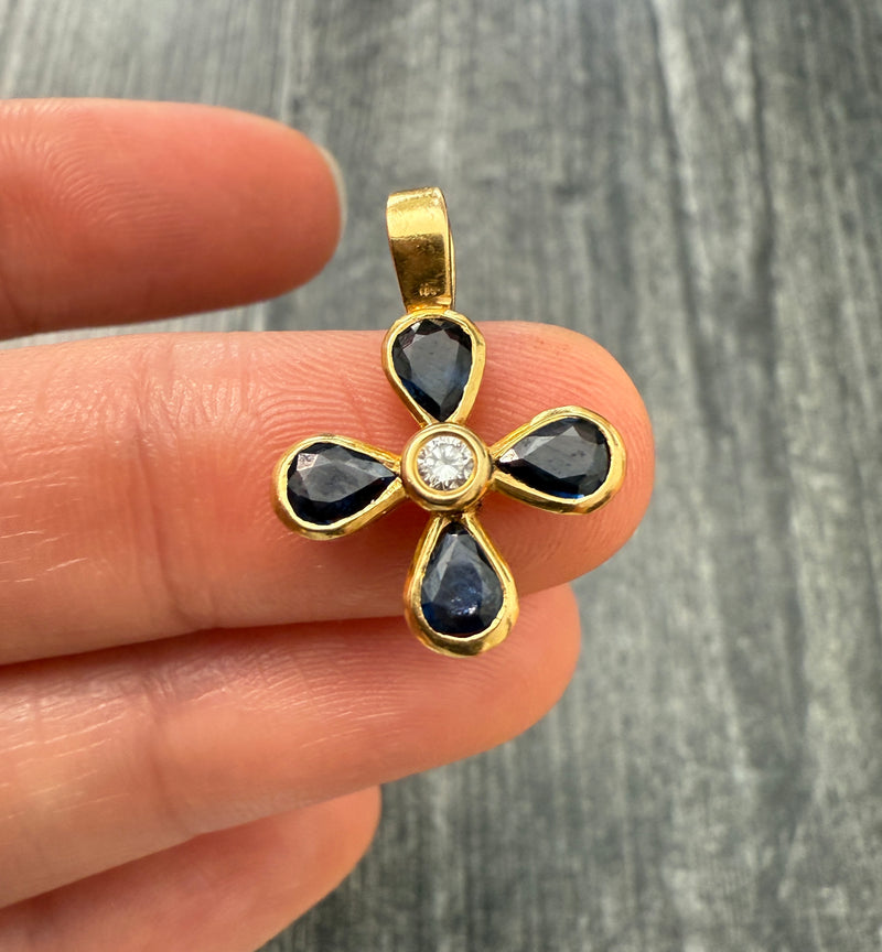 Sapphire and Diamond Flower Charm in 18K Gold