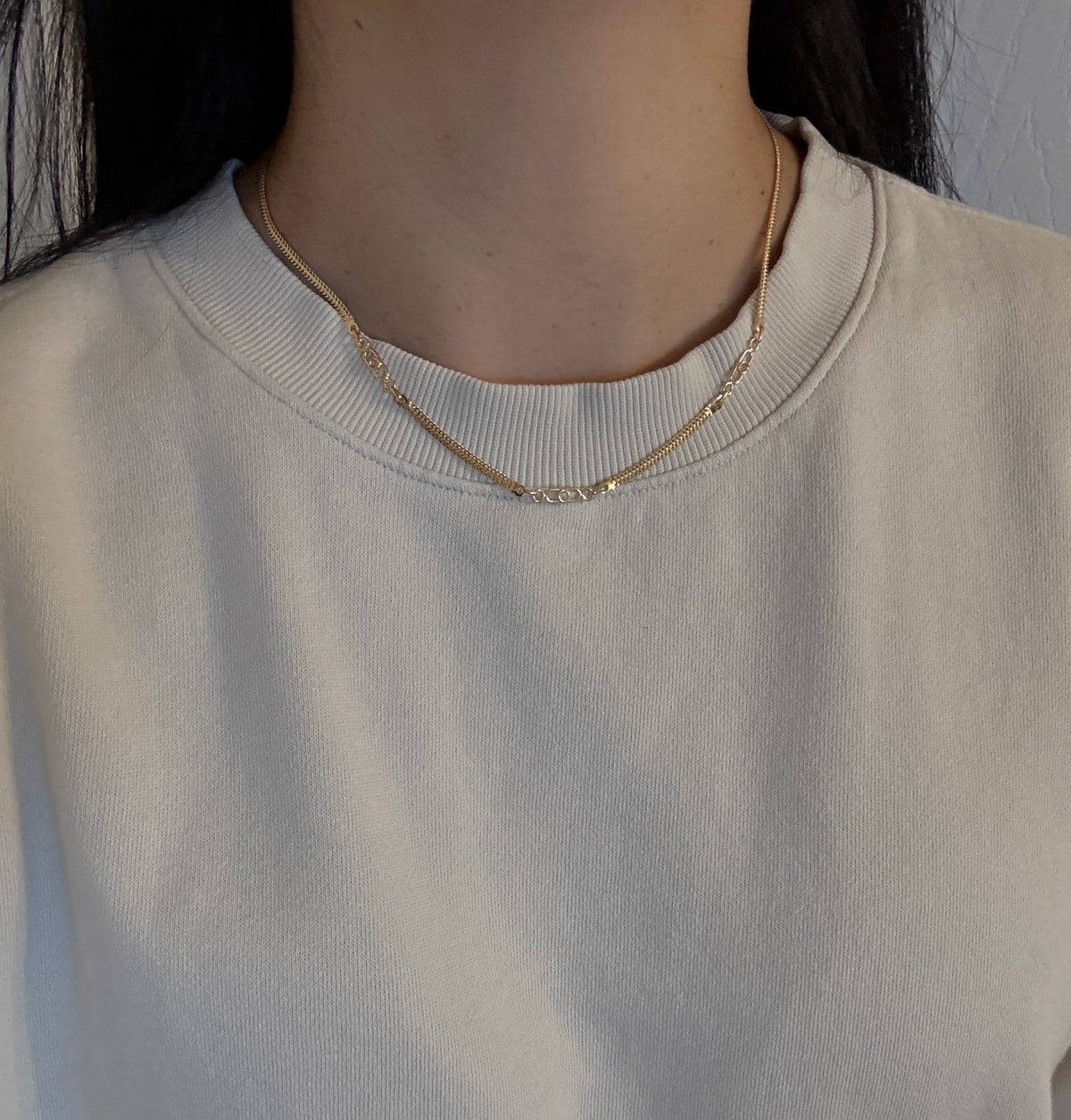 Flat Double Curb Link and Oval Station 18K Gold Chain