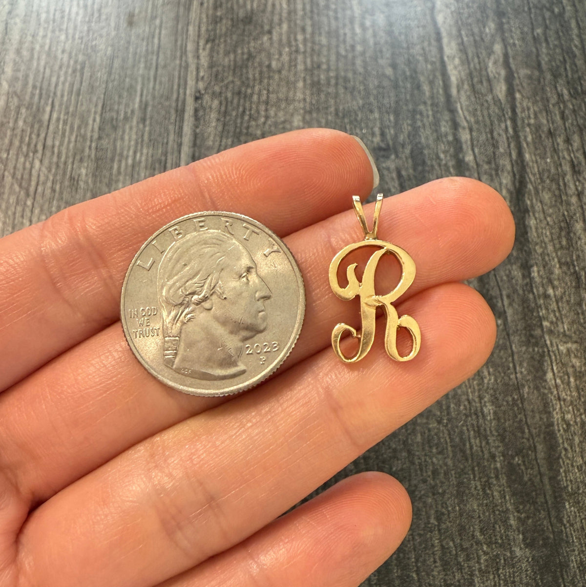 14K Gold Initial R Charm