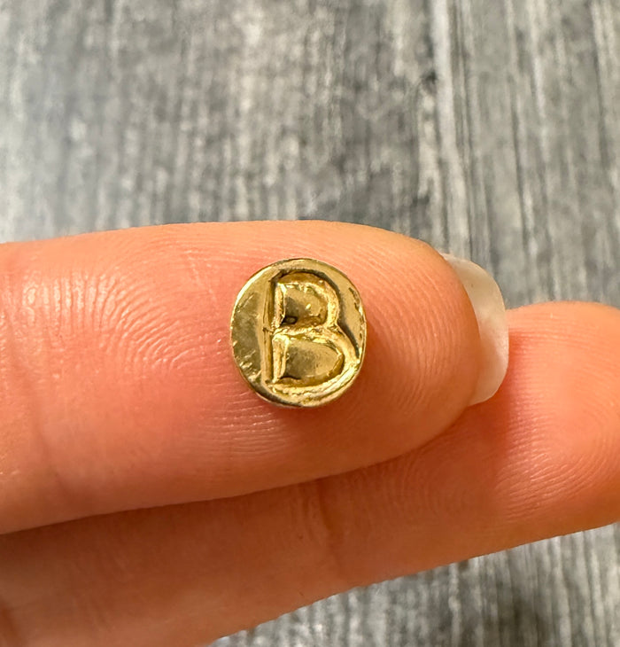Vintage 14K Gold Initial "B" Circular Charm