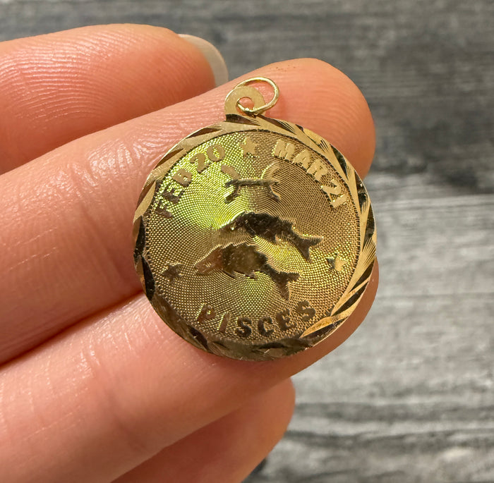 Vintage 14K Gold Pisces Zodiac Charm