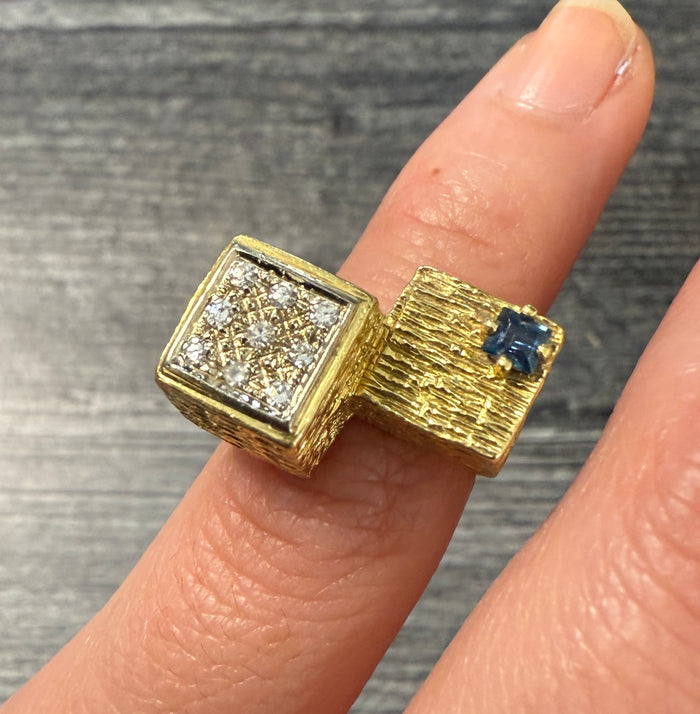 Vintage 1980s Diamond and Sapphire Cube Ring in 18K Gold