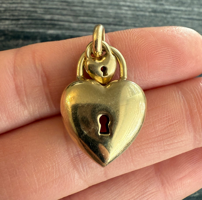 Large Vintage 14K Gold Double Puffy Heart Padlock Charm (3)