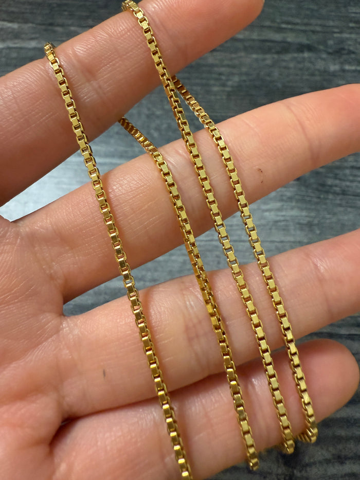 18K Gold Box Link Chain, 19.75" Long (I)
