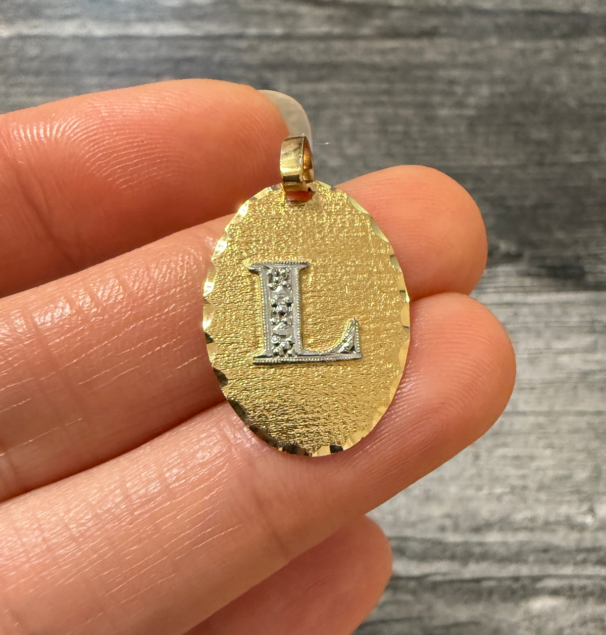 Vintage 18K Gold Oval Disc Initial "L" Charm