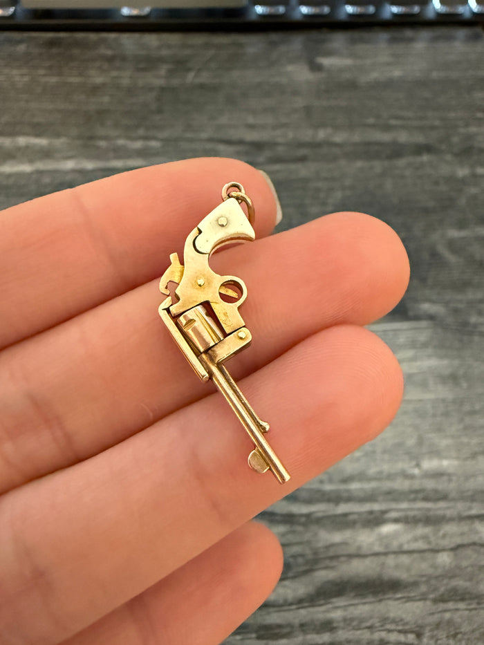 Vintage Articulated 14K Gold Revolver Gun Charm