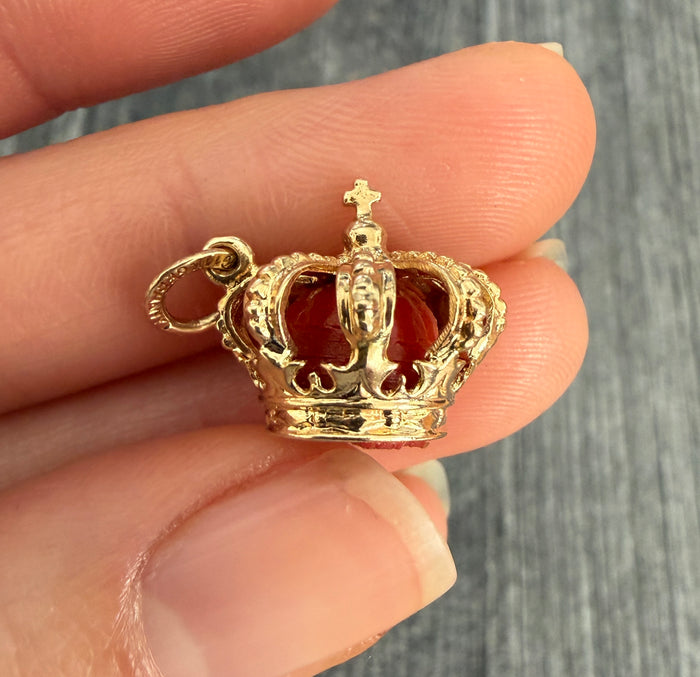 Vintage 14K Gold Crown Charm
