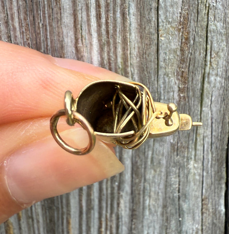 Vintage 14K Gold Ice Hockey Skate Charm