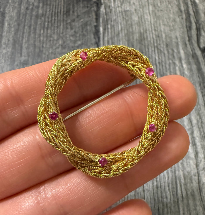 Vintage Cartier Ruby and 18K Gold Mesh Open Knot Circular Pin