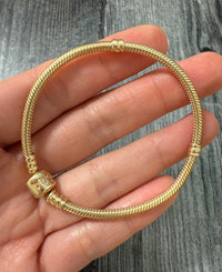 Tubular 14K Gold Snake Style Bracelet, 7" Long