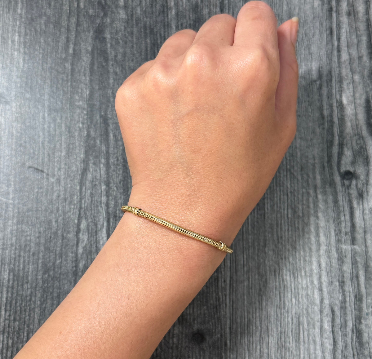Tubular 14K Gold Snake Style Bracelet, 7" Long