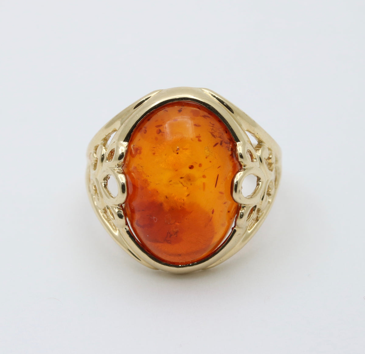 Vintage Amber and 14K Gold Ring