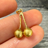 Vintage 18K Gold Pair of Cherries Charm