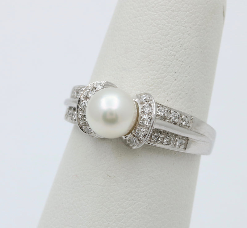 Cultured Pearl and Diamond 14K Gold Ring