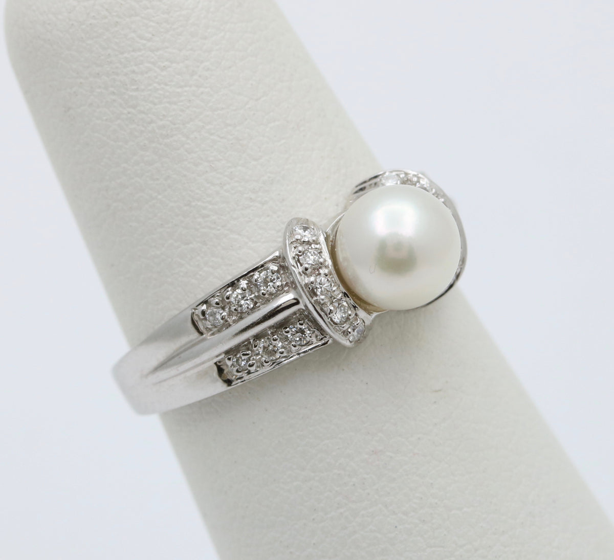 Cultured Pearl and Diamond 14K Gold Ring